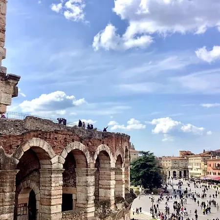 Vista Arena Di E Piazza Bra *